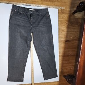 Levi's Women's Dark Gray Boyfriend Jeans. 18W. 26" Inseam.